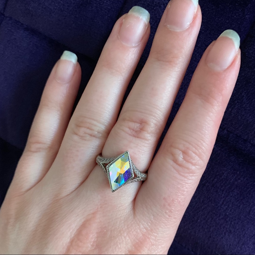 💜 Fragrant Jewels Unicorn tears ring sz 6 (3/$25)